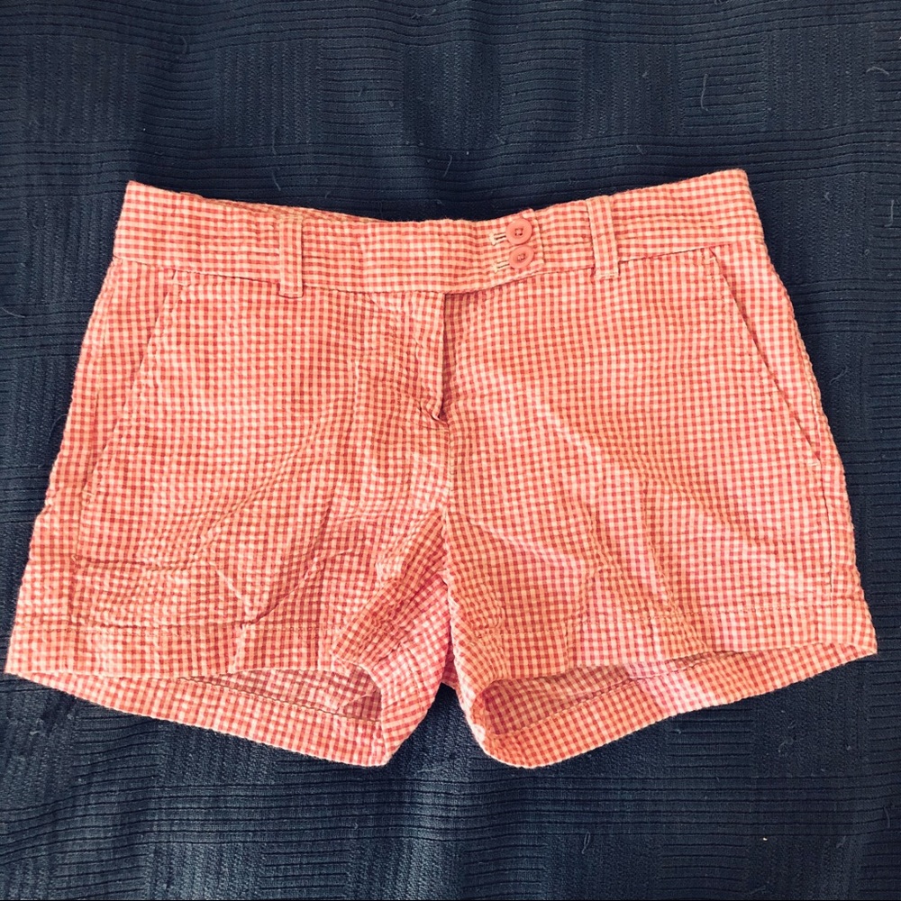Vineyard vines seersucker shorts